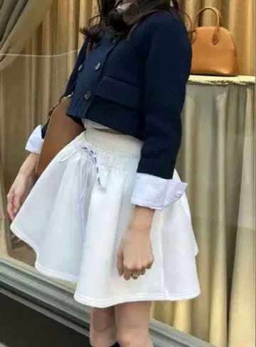 bibiy NELLY MINI SKIRT 택 포함 새상품 화이트