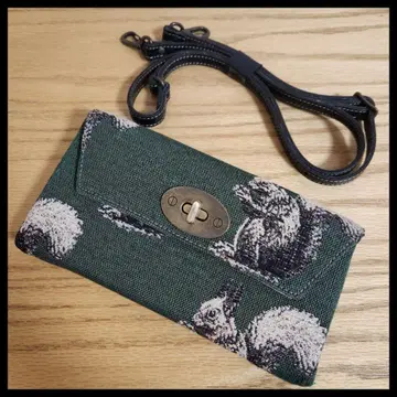 사포네타 고블랑 직조 턴락 금장 장식 숄더 지갑 올 패턴 다람쥐