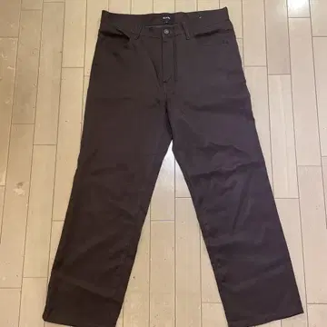 BEAMS 브라운 슬랙스