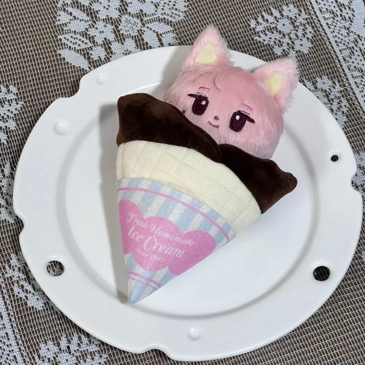 세븐틴 디에잇 딸기잇 인형 양도