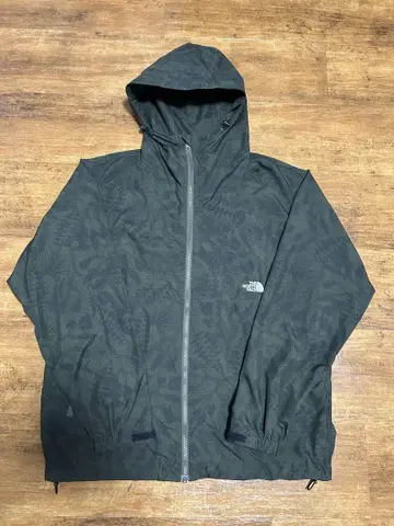 The North Face 카모 패턴 나일론 자켓