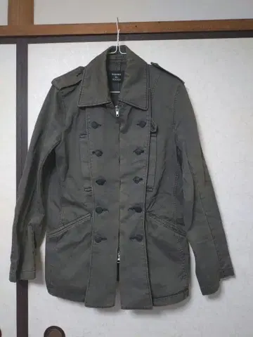 CABANE de ZUCCa 카반드 주카 코트