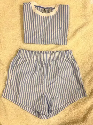 adidas 스트라이프 상하의 세트