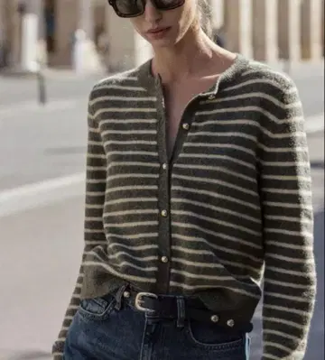 ZARA 스트라이프 패턴 니트 가디건
