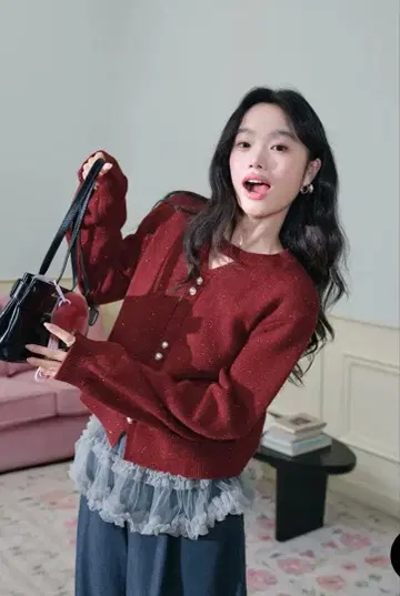 kuose 프론트 컷 아웃 스웨터