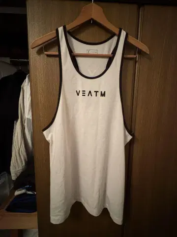 VEATM 화이트 탱크탑