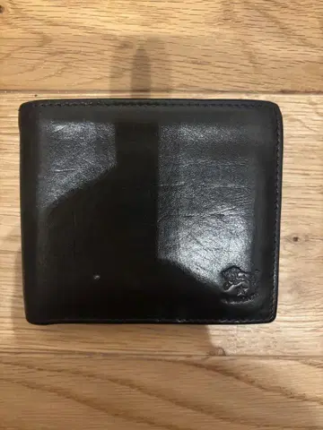 일비종떼 블랙 가죽 접이식 지갑