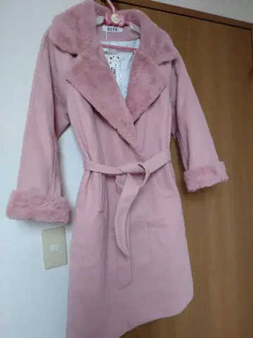 여성용 코트 핑크 퍼 LL XL 미사용 새상품 깔끔한