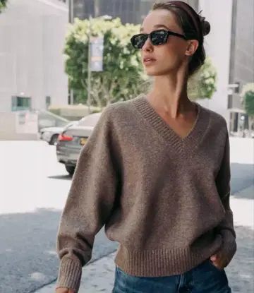 ZARA 자라 소프트 니트 V넥 스웨터 새상품, 미사용