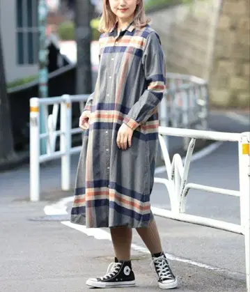 새상품급 BEAMS BOY 빅 타탄 체크 원피스