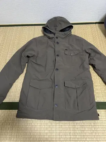 QUIKSILVER 겨울용 웜 코트 M 사이즈 중고품