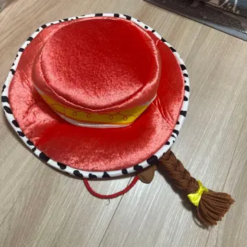 디즈니 제시 모자 빨간색