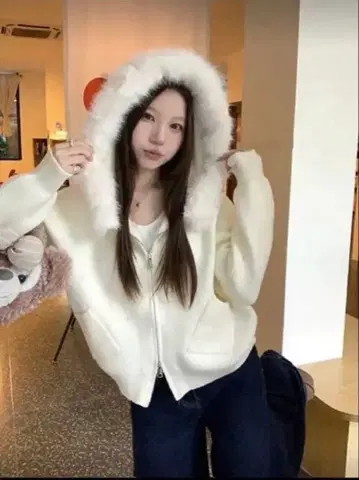 shein 퍼 후드티 화이트