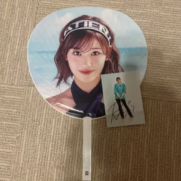 ME:I 굿즈