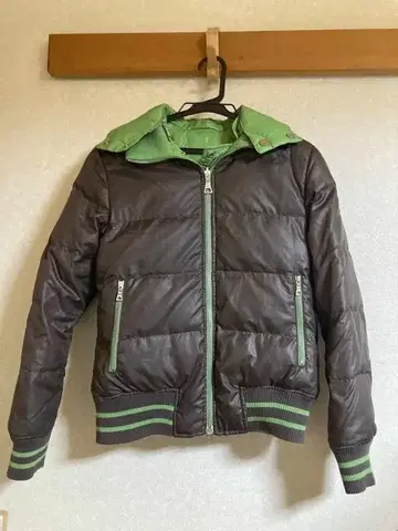 [ 익명 배송 ] Tommy Hilfiger 다운 자켓 리버서블