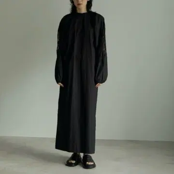 anuke 컷워크 자수 드레스 38