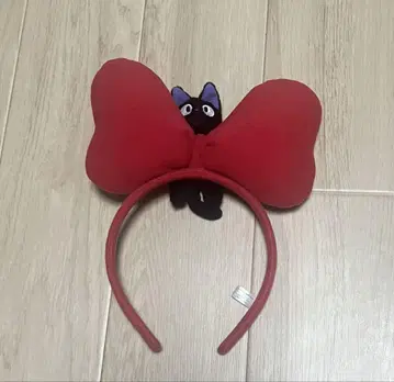 빨간색 리본형 머리띠 검은 고양이 디자인