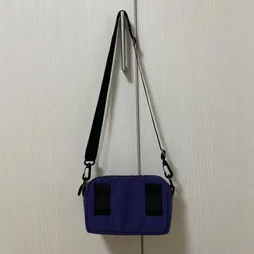 그레고리 패디드 숄더 파우치s 퍼플