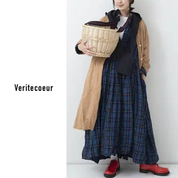 veritecoeur (베리떼꾸르) | 절개 개더 원피스