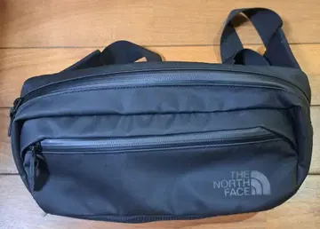 THE NORTH FACE 블랙