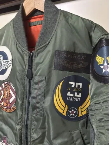 새상품급 AVIREX MA-1 플라이트 자켓 와펜 카키