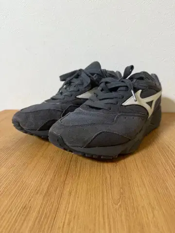 Mizuno contender 27cm 미즈노 컨텐더