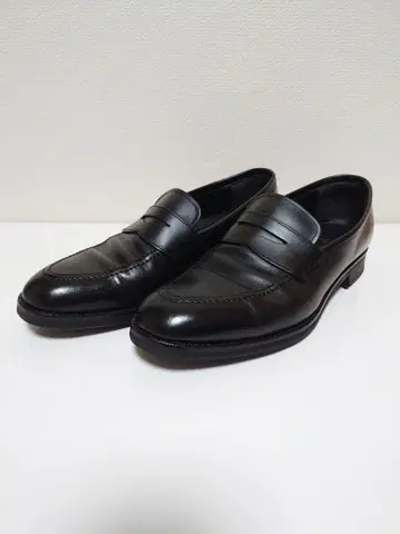 사니오야마초 코인 로퍼 유미 블랙 사이즈 7(25cm~25.5cm)