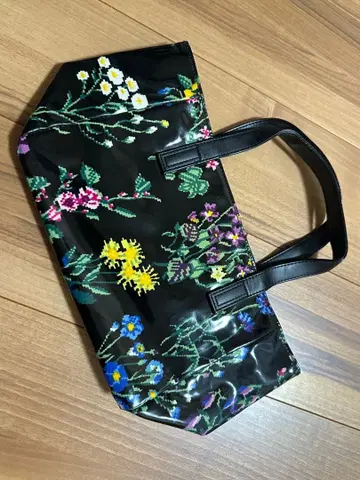페이 꽃무늬 토트백 블랙 새상품