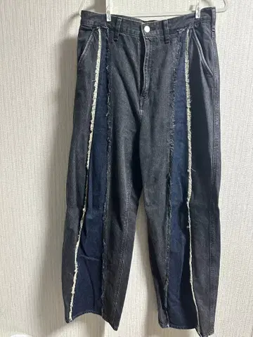 SWITCHING OVER 데님 팬츠 ( BLK x BLU)