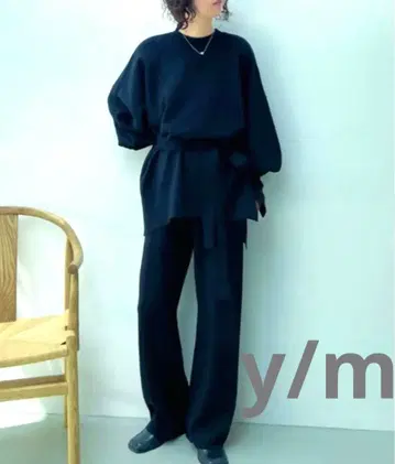 [ 가격 인하 중 ] y/m 네이비 니트 셋업