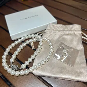 VOTRE COUTURE 펄 목걸이와 귀걸이 세트 미사용 새상품 45cm