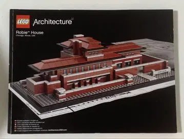 LEGO Architecture Robie House