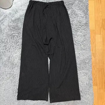 루이스 블랙 스트라이프 와이드 팬츠
