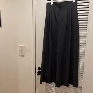 루니lounie 진한 그레이 와이드 팬츠
