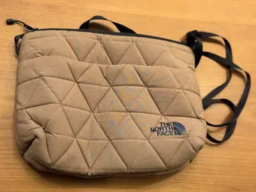THE NORTH FACE 퀼팅 사코슈 베이지