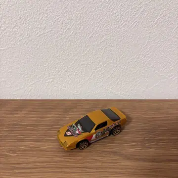 핫 휠스 골드 카마로