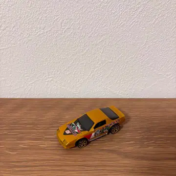 핫 휠스 골드 카마로