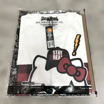 최저가 세일! 새상품 Stay Real 헬로키티 T셔츠