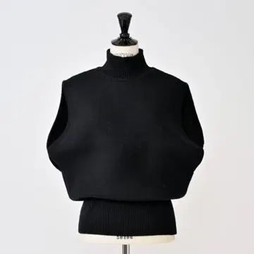 Heve 하이넥 니트 베스트