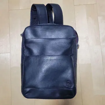 epe 스퀘어 백팩
