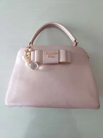 사만사 베가 핸드백 핑크 리본 참 포함