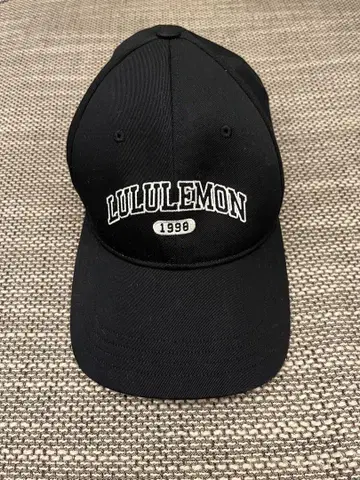 lululemon 캡