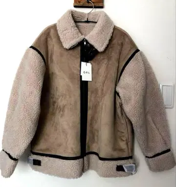 미사용 새상품 GRL 무스탕 자켓 택 포함