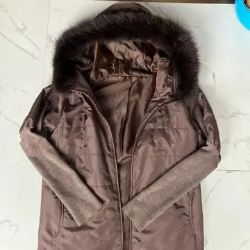 브라운 다운 자켓 퍼 포함