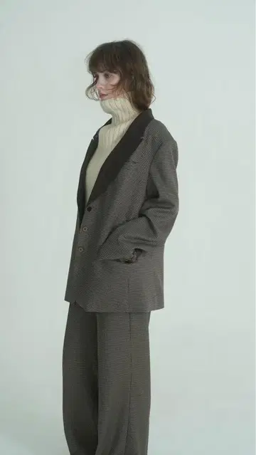 quui houndstooth over jacket [ brown ]