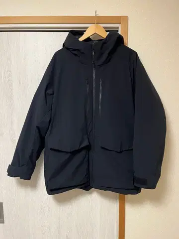 UNIQLO 블랙 하이브리드 다운 자켓 XL