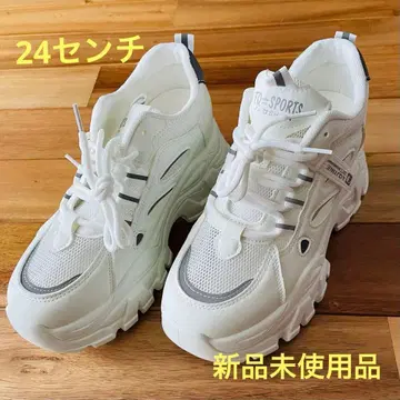 [ 미사용 새상품 ] 통굽 화이트 스니커즈 23.5cm 24cm