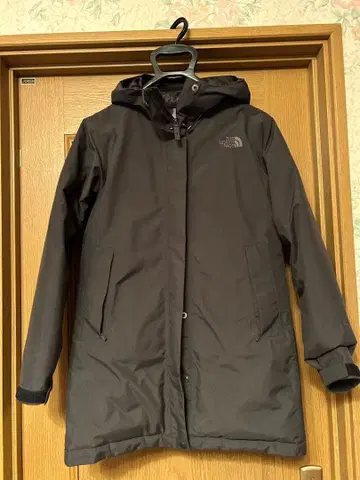 NORTH FACE / 마칼 다운 코트 카키 S 사이즈