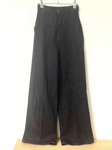 야누크 YANUK 데님 핀턱 스트레이트