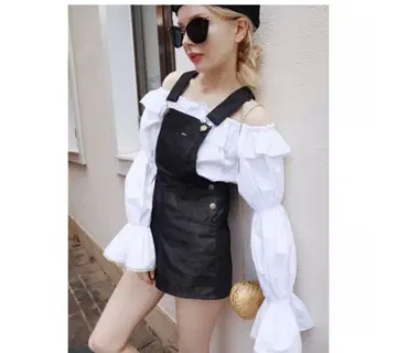 에피뉴 데님 미니 멜빵바지 에피뉴